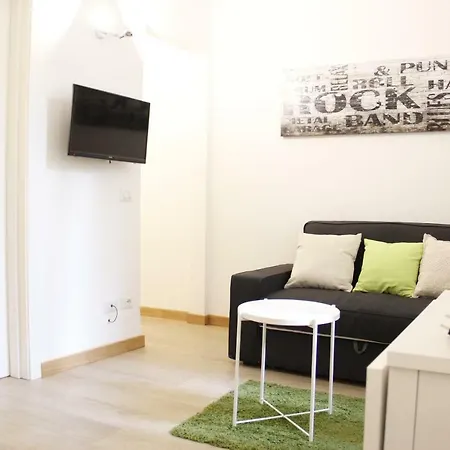 Art Scala Family Apartment